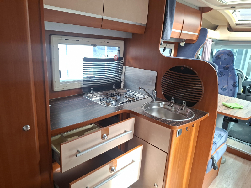 Challenger Mageo 107 luxe en ruime camper  foto: 12