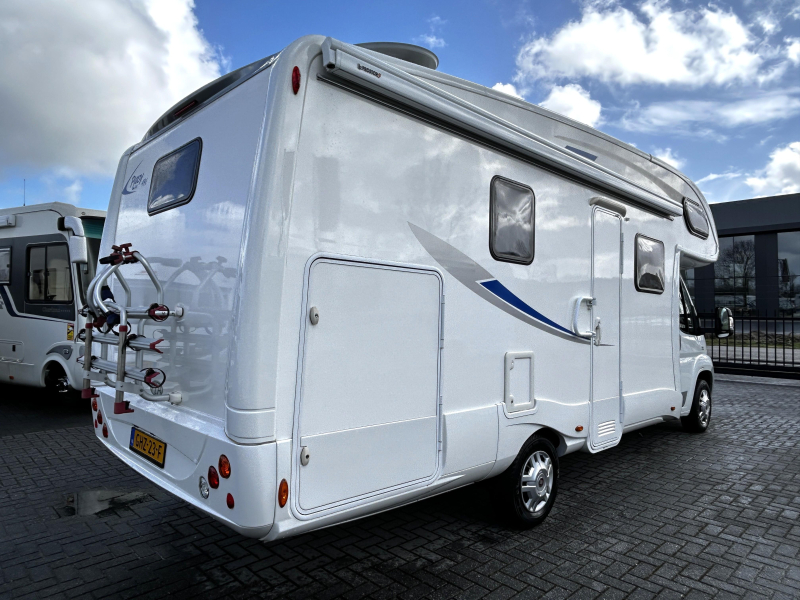 P.L.A. Camper Plasy 491 Dwarsbed/Euro-5/2013/7.2m  foto: 2