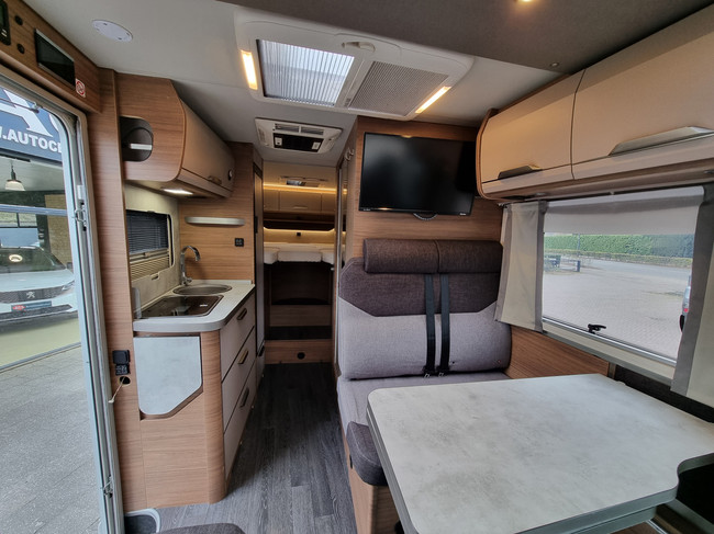 Knaus R11 Van TI 650 MEG Vansation | Automatic | Roof air conditioning | Single beds | Camera | Lane-assist | Very good condition! photo: 10