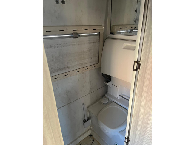 Fiat Ducato 14 2.5 Gran Volume | Goofy | Fahrradtr&auml;ger | Anh&auml;ngerkupplung | 7 Personen | Heizung | K&uuml;hlschrank | Alkovenbett | 2x Zugsitz Foto: 16