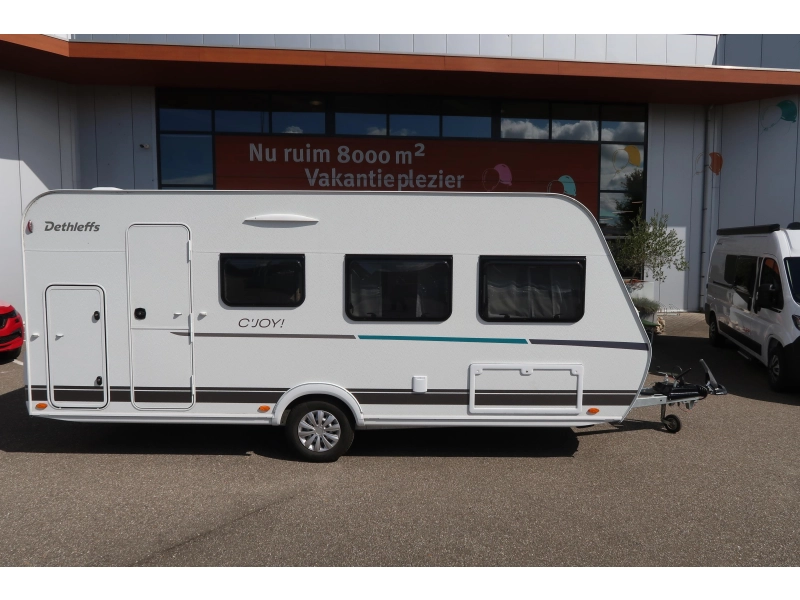 Dethleffs C'Joy 480 QLK ZGAN EN MET VOORTENT 