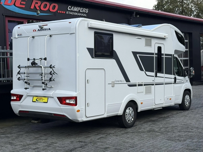 Adria Coral XL Plus 670 SL - FAMILIENWOHNMOBIL Foto: 4