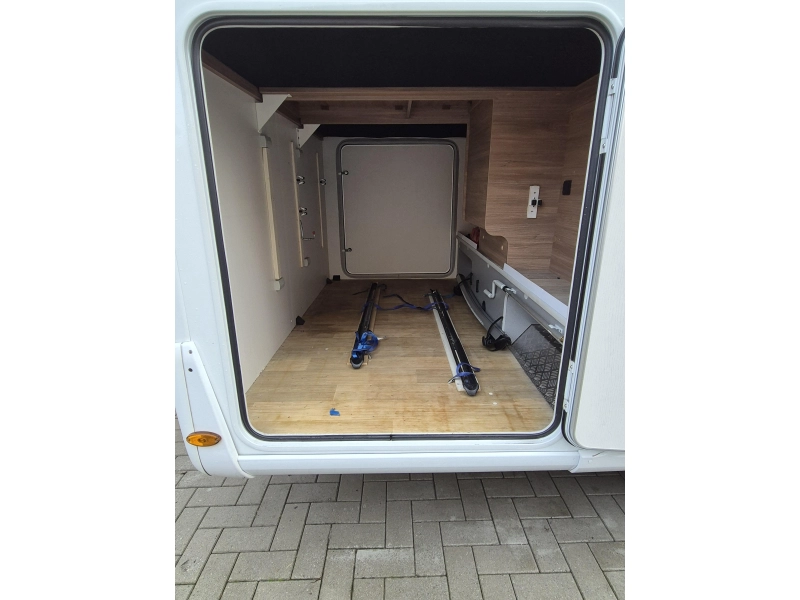 Pilote Essentiel G 740 AUT. 9-T TWINBED TV Solar  foto: 19
