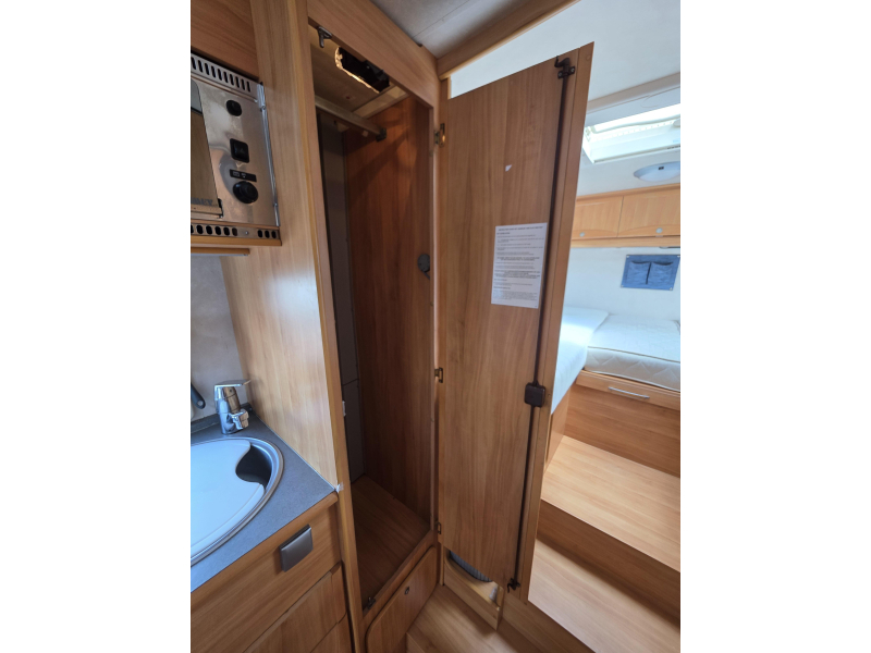 Adria Coral 660 SL Lengtebedden 2.8 AUTOMAAT  foto: 13