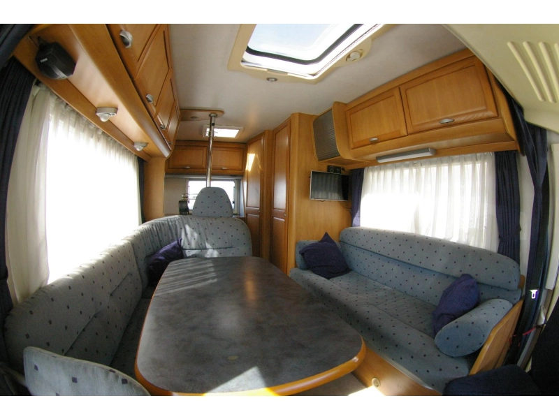 Hymer B klasse 544 L Asiento, Banco largo, 90600km foto: 9