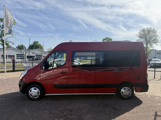 Renault Master autocaravana autom&aacute;tica, interior de lujo, cama transversal, aire acondicionado, control de crucero, c&aacute;mara, navegador, toldo, panel solar, maxxfan, enganche de remolque foto: 7