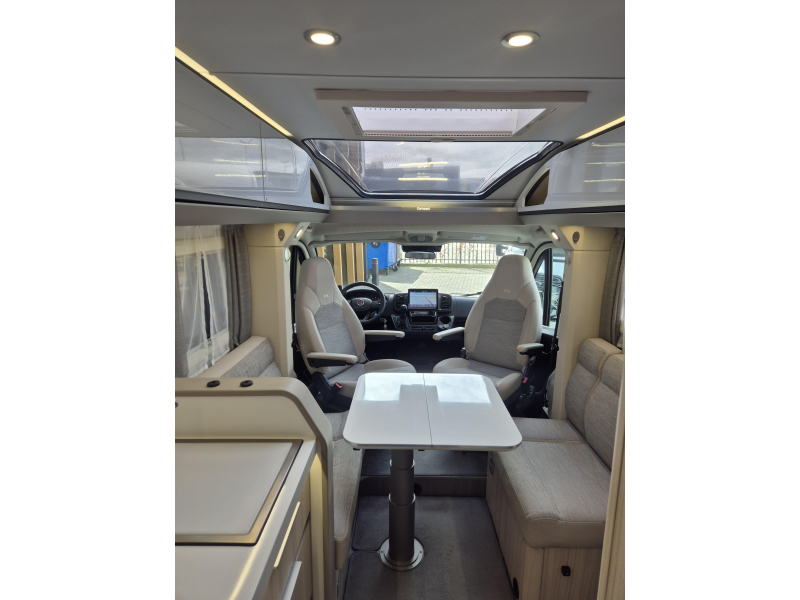 Adria Compact DL Plus 160 pk Automaat  foto: 11