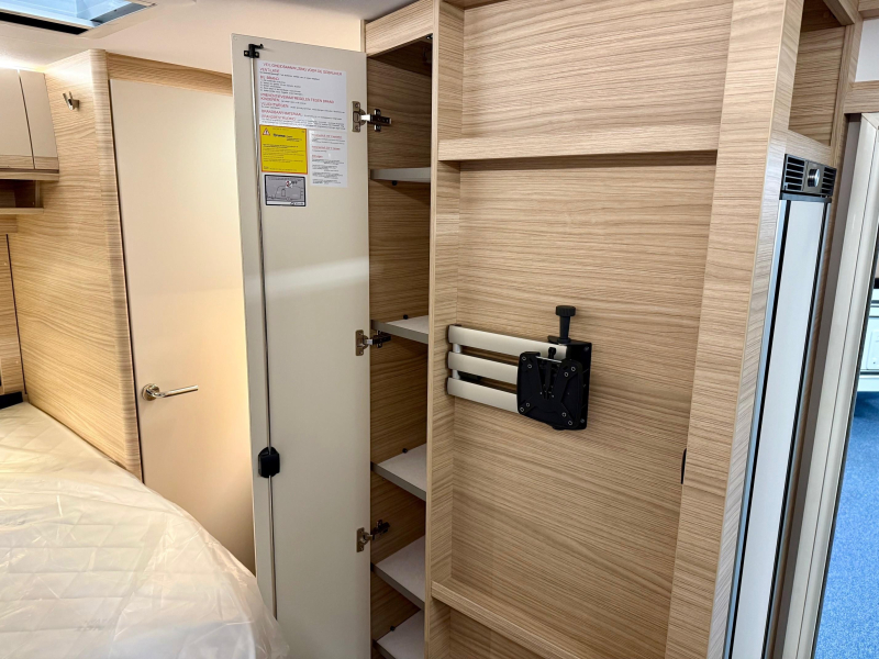 Fendt Bianco Activ 445 SFB modeljaar 2026  foto: 20