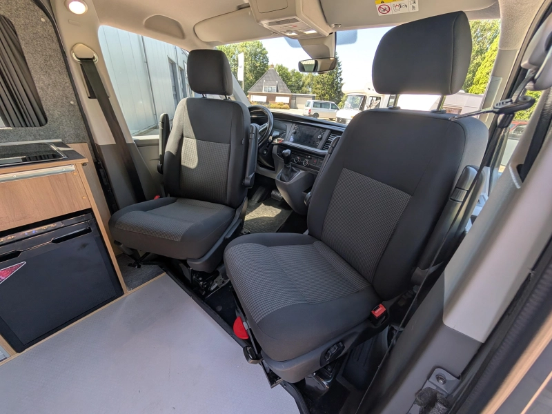 Volkswagen T6 DSG Pure Grey 150PK DSG Aut  foto: 14