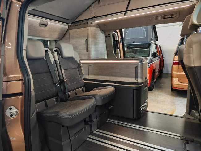 Volkswagen California Ocean 1.5 EHYBRID DSG 4MOTION 245PK foto: 8