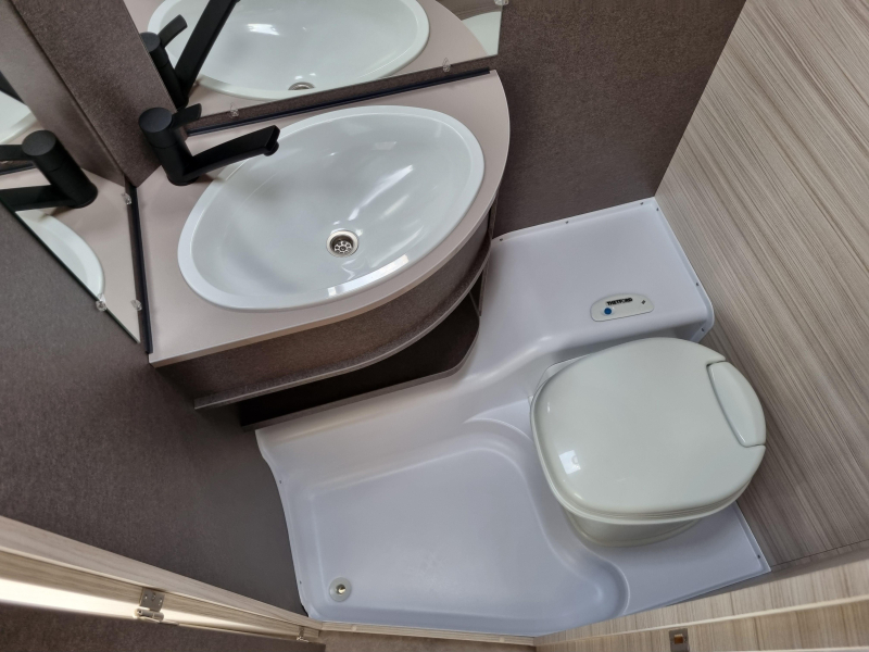 Dethleffs C'Joy 460 LE Active - Lits jumeaux ! photo : 19