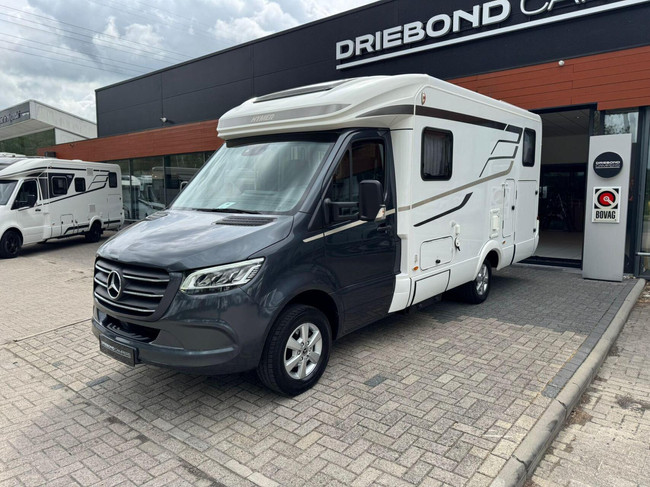 Hymer MLT 580 V6 190HP Single Beds Led 2 Solar Panels photo: 4