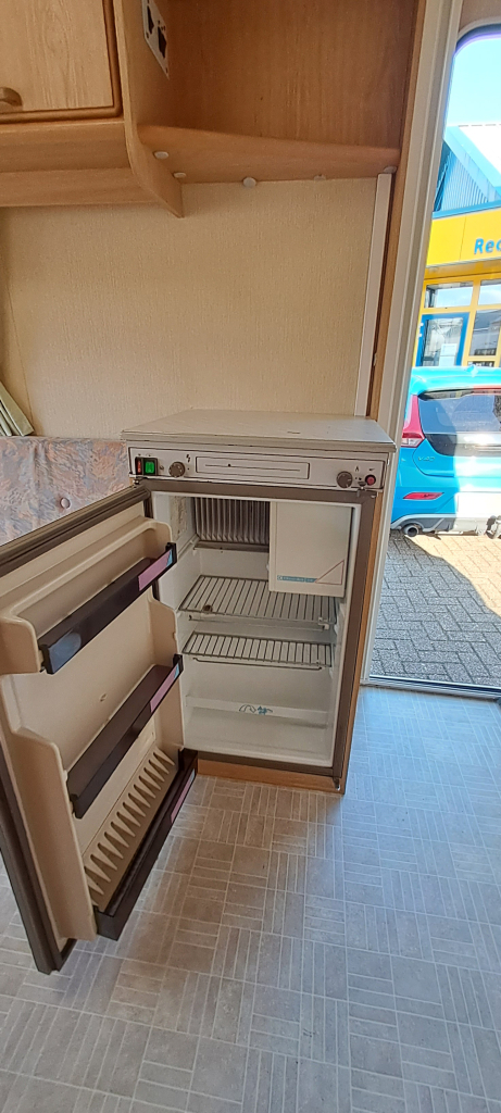 CHATEAU LaCar, Met Voortent! foto: 11