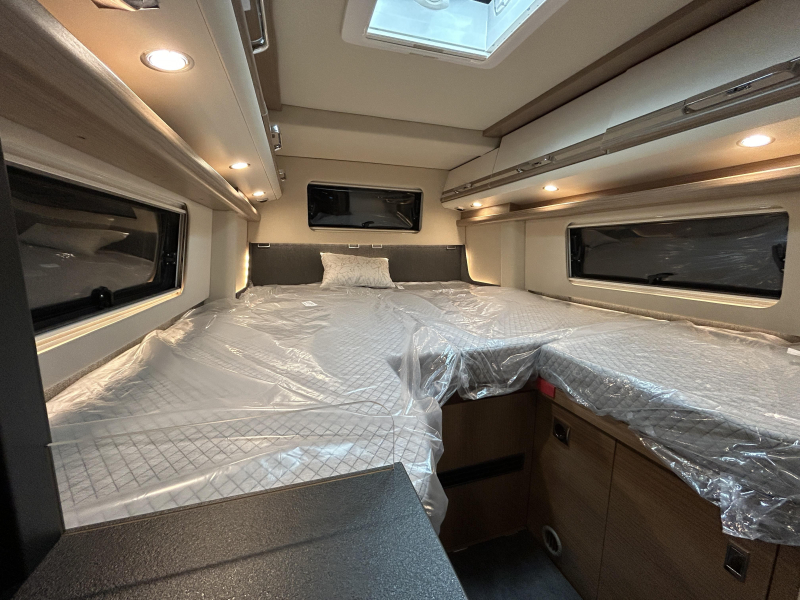 Malibu Genius 641 LE Mercedes Benz - Nieuw  foto: 11