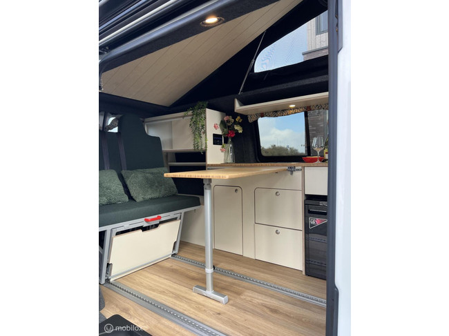 Volkswagen T6.1 buscamper L1H1 Florida 2020 4 person photo: 13