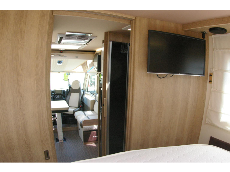 Mobilvetta Kea 90 I Queensbed, Hefbed, Garage  foto: 18