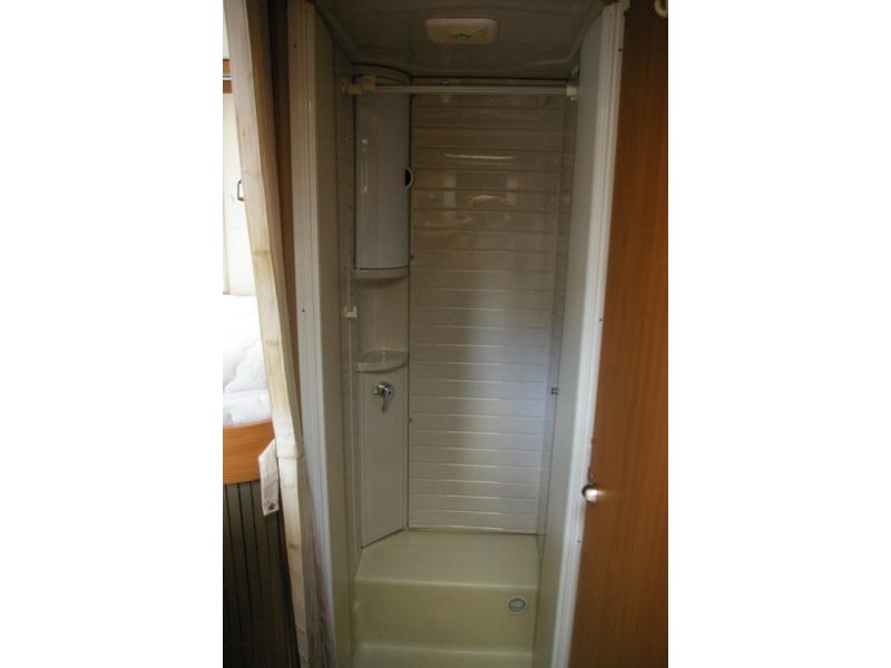 Bürstner Aviano I 728 Enkele bedden, Hefbed, EP  foto: 22