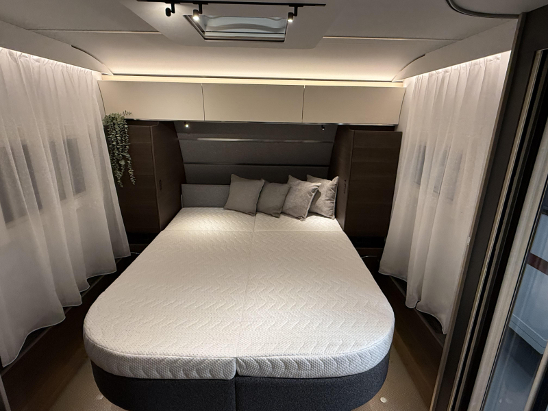 Adria Alpina 663 PT Nieuw - Actie model  foto: 15