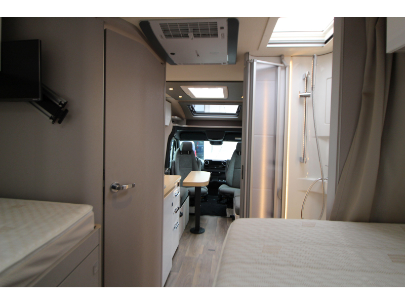 Hymer Tramp 685 S Face2Face - Enkele bedden  foto: 25