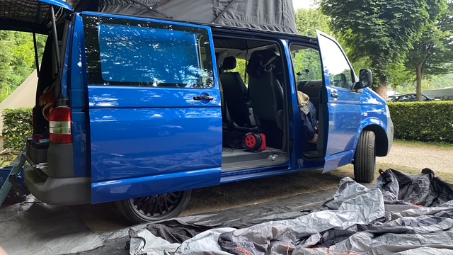 VOLKSWAGEN TRANSPORTER  D 62 KW