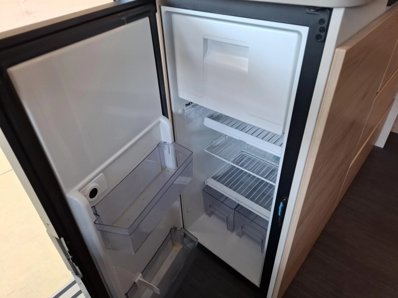 Dethleffs Globetrail 600 140PK Dwarsbed Solar  foto: 9
