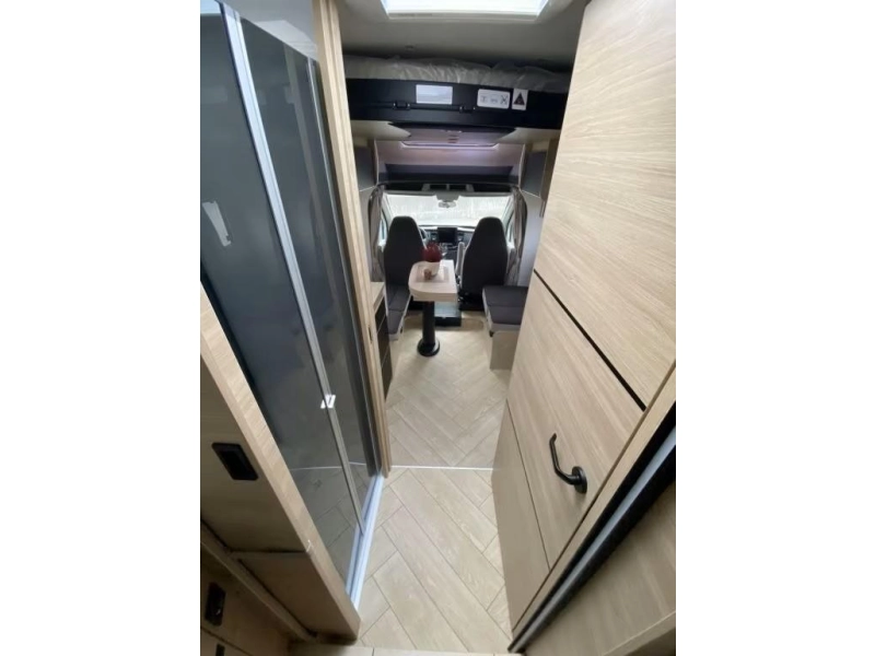 Chausson 777 Premium Etappe Line 8-Gang Automatik Foto: 19