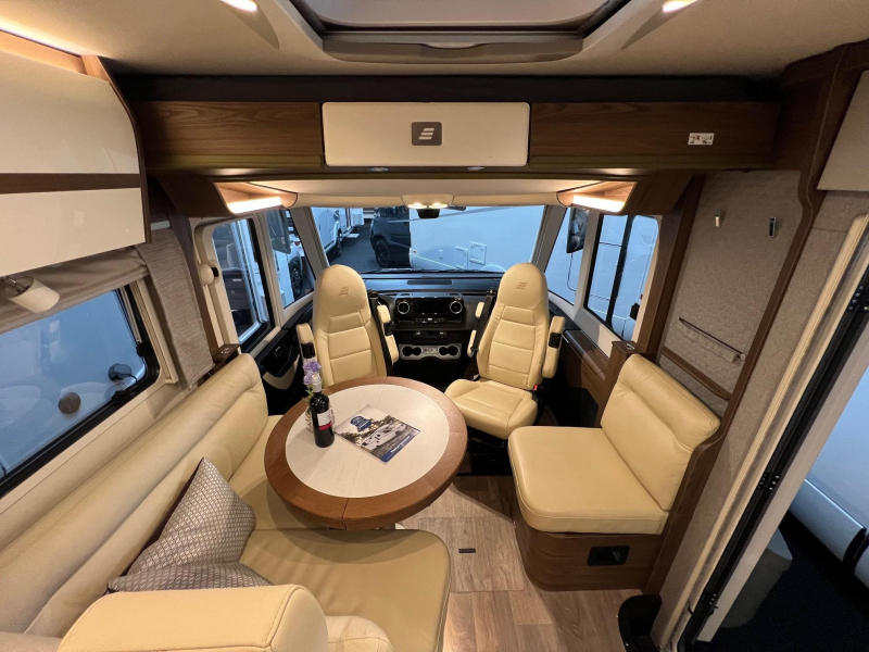 Hymer B ML I 780 schotel, airco, enkelbed  foto: 9