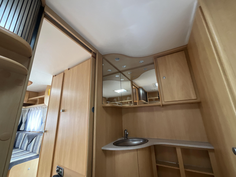 Dethleffs Camper 510 DB MOVER-VOORTENT-FIETSENDR  foto: 8