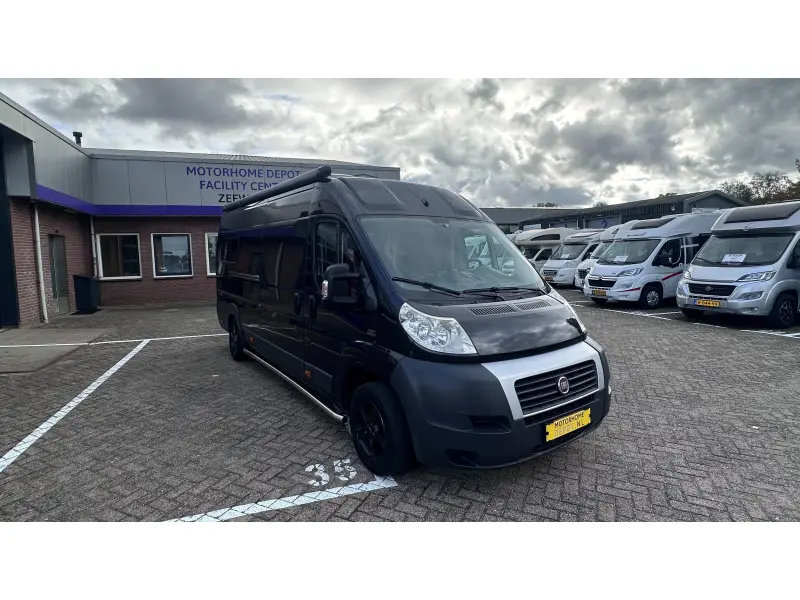 Fiat Ducato bus camper built-in automatic
