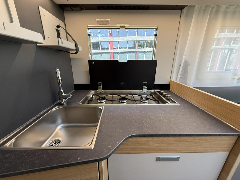 Adria Coral 650 DL - AUTOMATIK Foto: 10