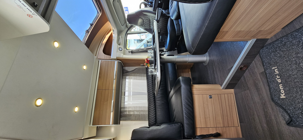 Adria Matrix 670 SL