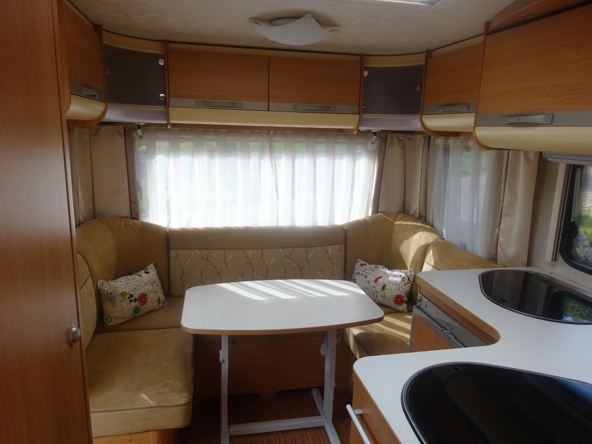 Adria Adora GERESERVEERD foto: 12