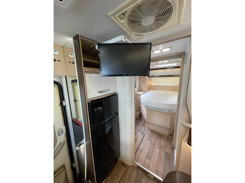 McLouis Nevis 79 G Queensbed Hefbed  foto: 16