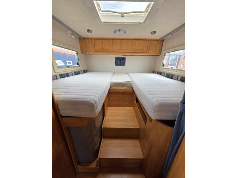 Adria Coral 660 SL Lengtebedden 2.8 AUTOMAAT  foto: 8