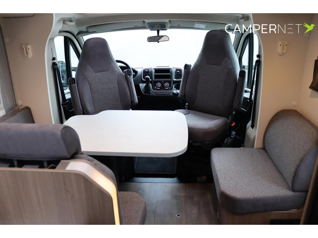 Carado T447 140 PS Automatik | Pro+ Paket | Hubbett | L&auml;ngsbetten | Separate Dusche | Markise | Neu ab Lager lieferbar | Foto: 9