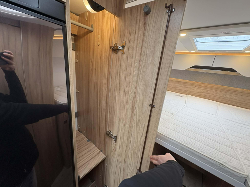 Hymer Exis-i 580 Geen Hefbed - 1e eigenaar  foto: 17