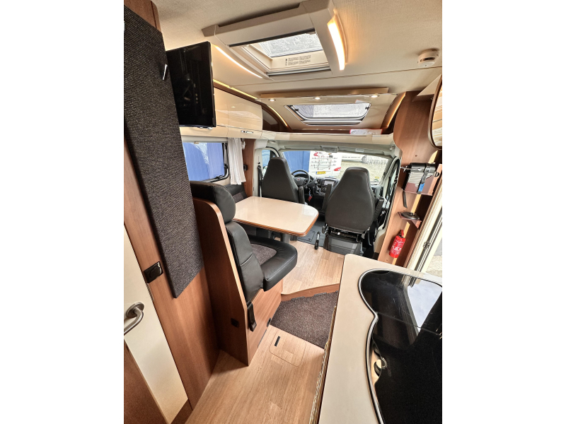 LMC Passion T 663 G 2000€ gratis extra opties  foto: 5