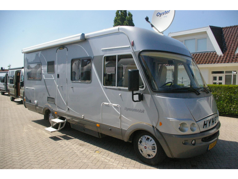 Hymer B 654 Cama francesa, Autom&aacute;tico, Aire acondicionado foto: 1
