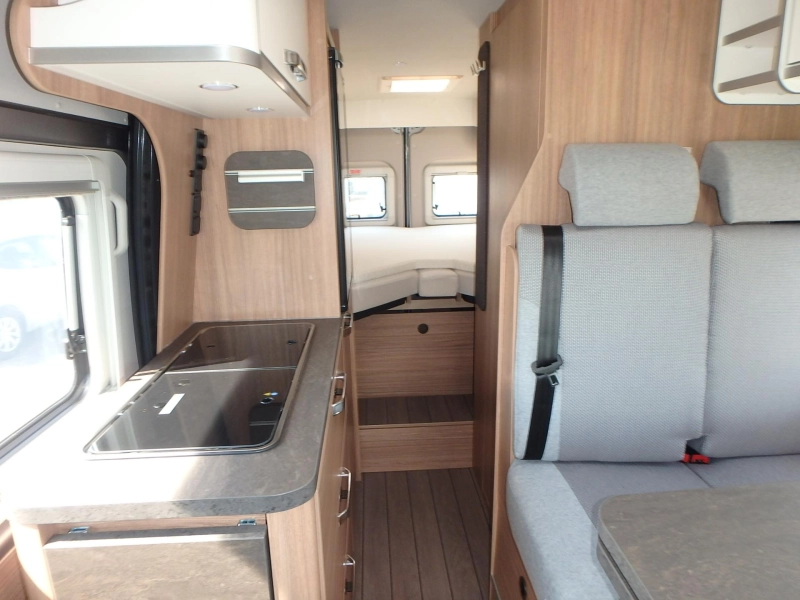 Weinsberg CaraBus 630 ME EDITION FIRE  foto: 19