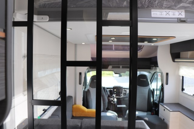 Nagenoeg nieuwe Exclusieve Line 660 Chausson AUTOMAAT dubbele toegangsdeur Artic pack (70  foto: 33