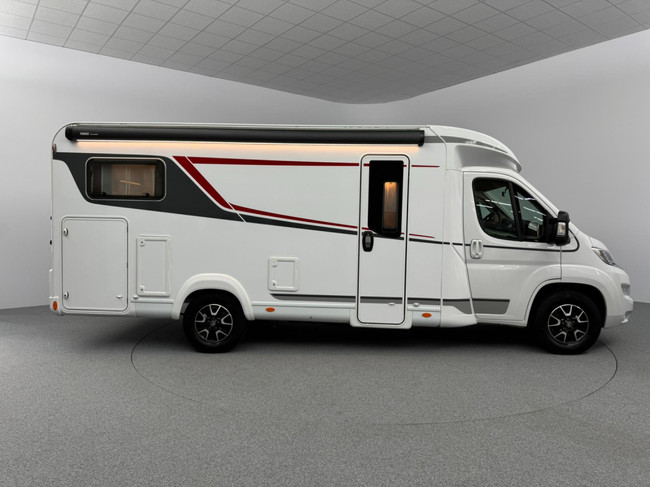 LMC Tourer 660 T foto: 19