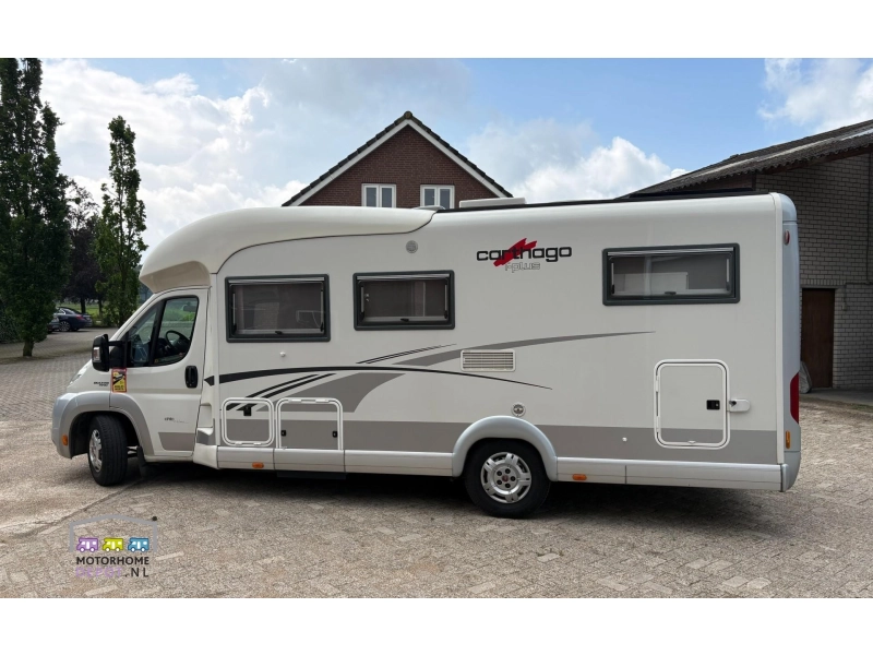 Carthago Chic C-Line T 4.8 PLUS single beds photo: 5