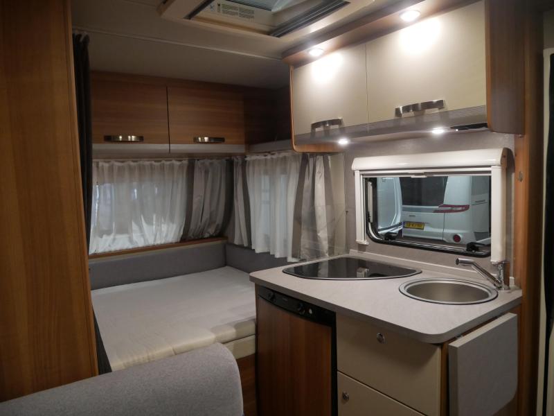 Weinsberg CaraOne Edition HOT 390 QD  foto: 10