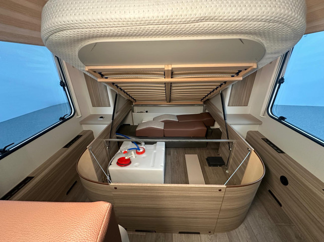 Bürstner Averso 470 TS Harmony Line foto: 18