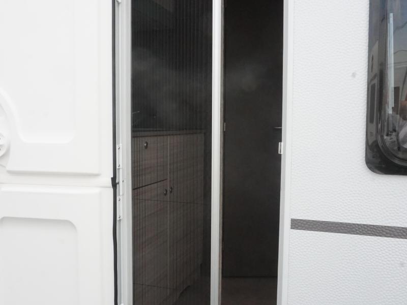 Dethleffs C'Joy 420 QSH Mover/Dakluifel/Voortent  foto: 2