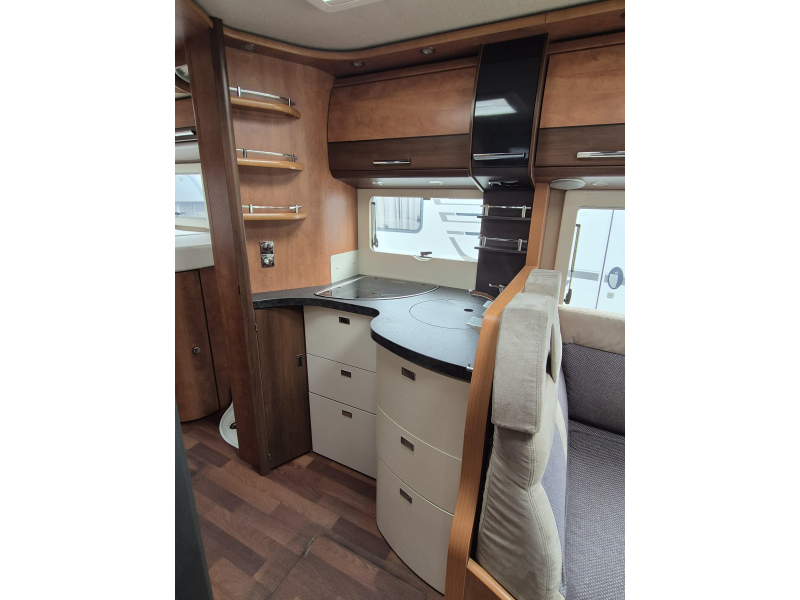 Carthago C-Tourer I 149 LE AUT 150PS 2016 TWINBED Foto: 13