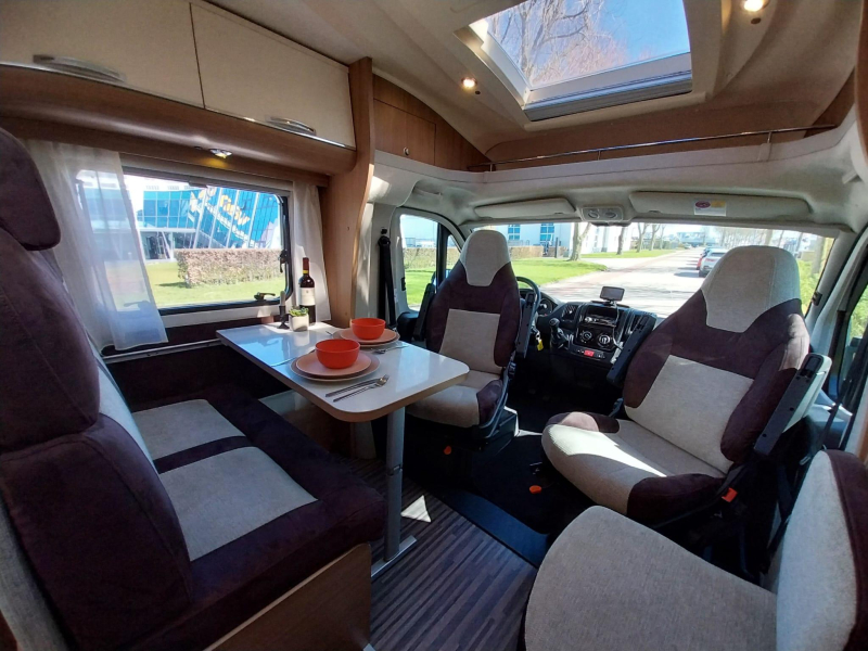 Sun Living Lido 42 SL con solo 93829 km foto: 3