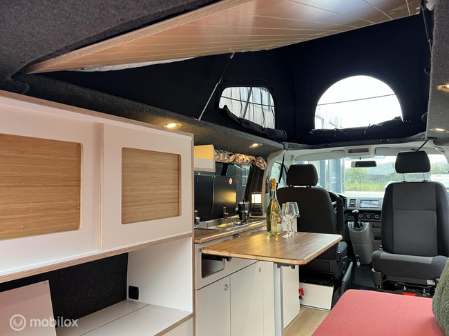 Volkswagen T6 buscamper Nevada 2018 Two tone foto: 20