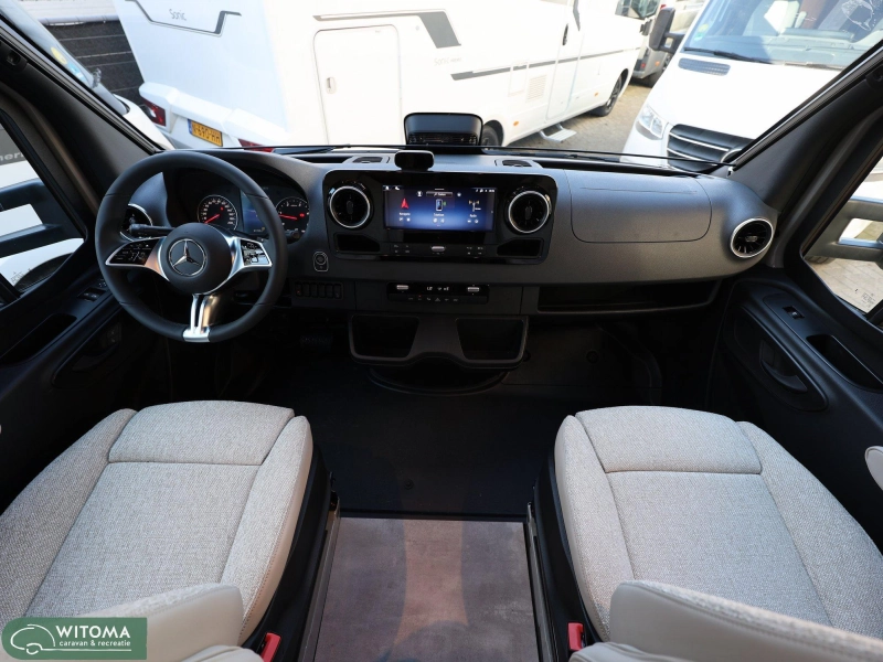 Hymer GT-S 600 NATUURLIJK BIJ WITOMA  foto: 18