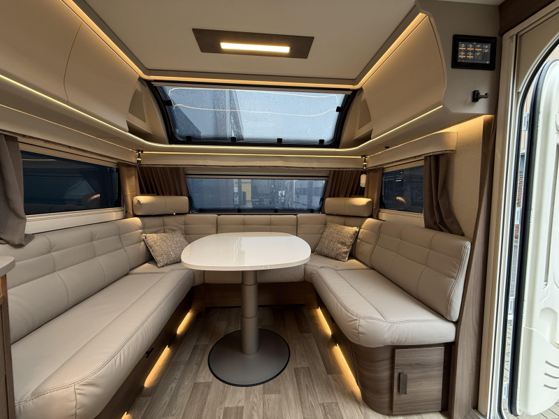 Kabe Imperial 740 TDL Modelo 2026 - Distribuci&oacute;n E5 foto: 5